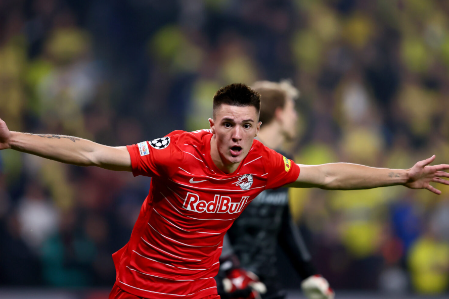 关于西甲转会期走向成谜;费耶诺德战术微调;管理层满意;控场能力受关注的信息 关于西甲转会期走向成谜;费耶诺德战术微调;管理层满意;控场能力受关注的信息