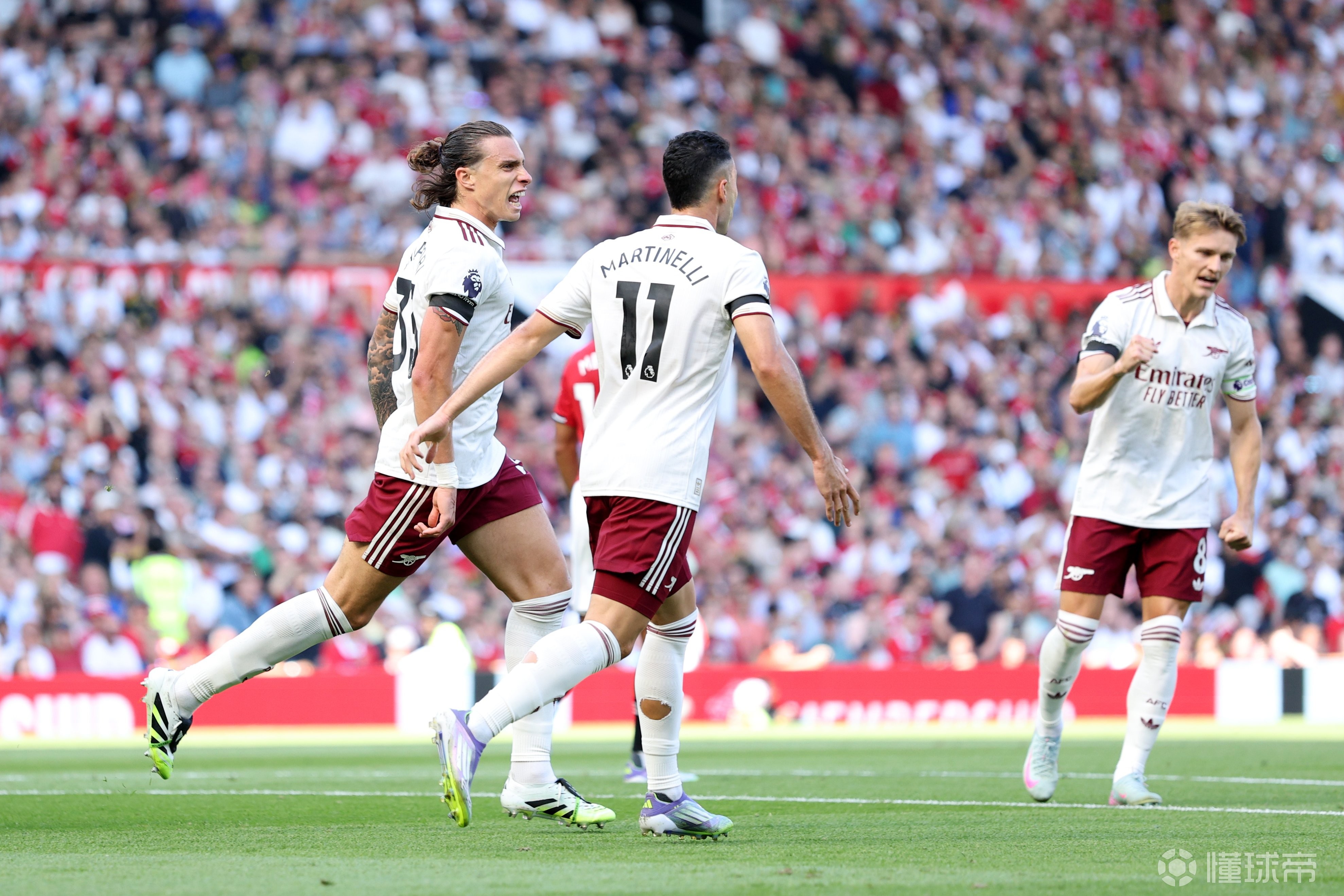 包含阿森纳赛前内部沟通，志在CBA常规赛名次提升，目标明确，球队文化再被提及的词条